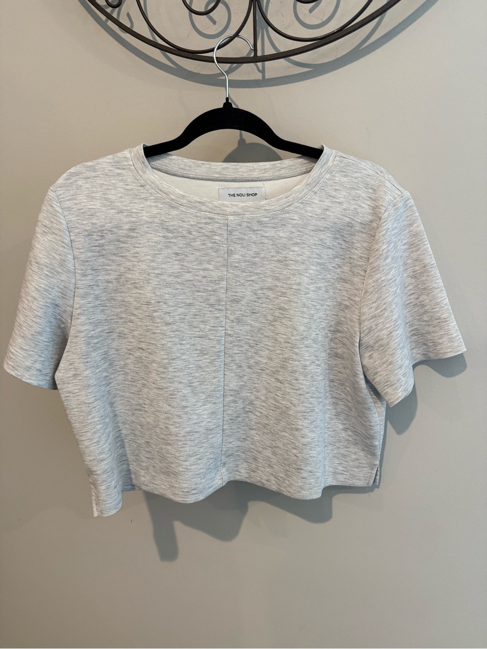The Noli Shop Daphne Soft T-Shirt